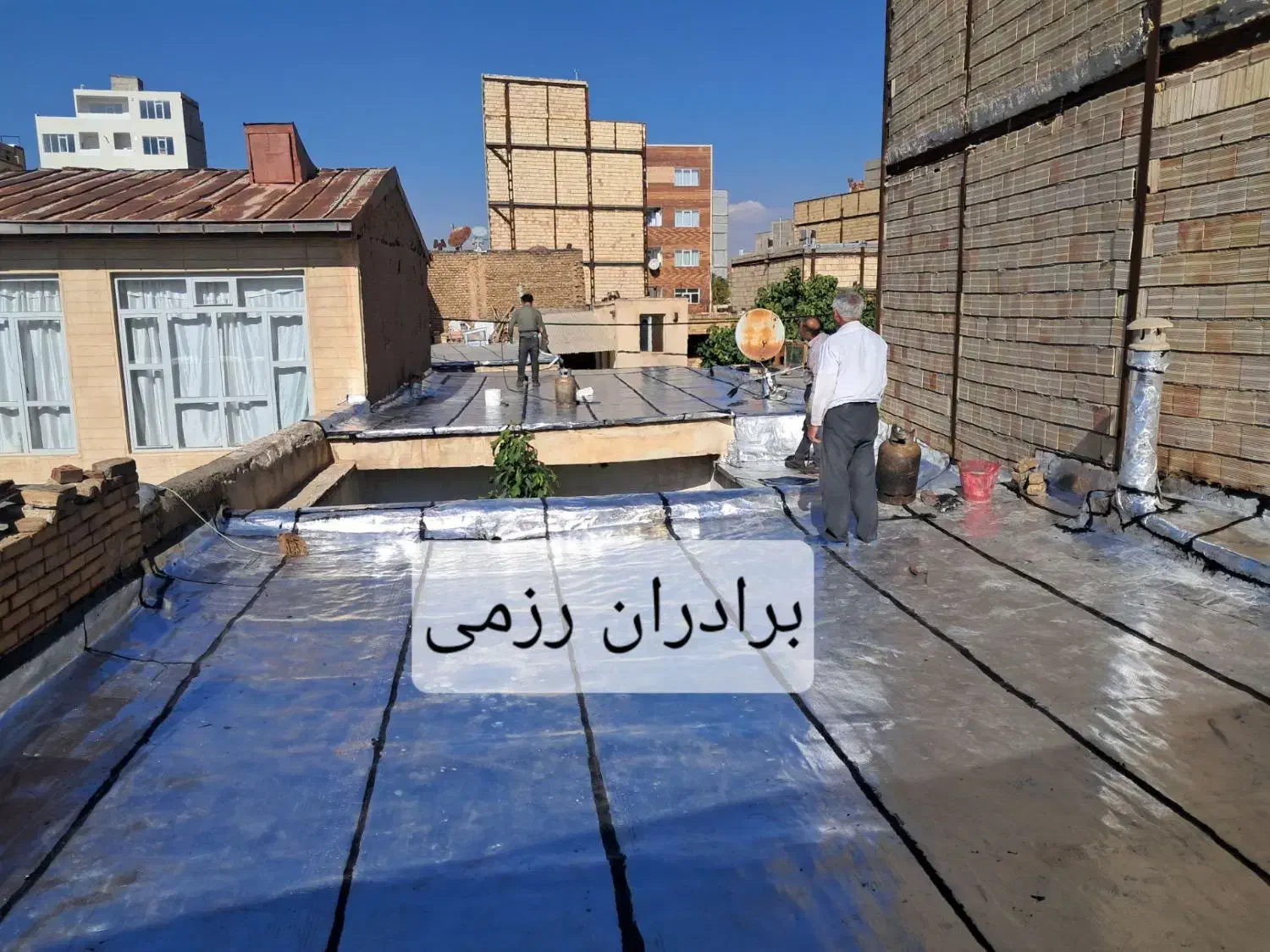 ایزوگام درجه یک8ماهه.آسفالت ریز.قیرگونی|خدمات پیشه و مهارت|تبریز, |دیوار