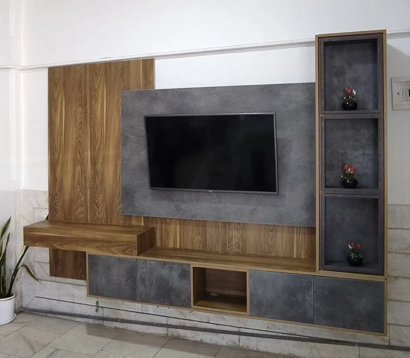 تی وی وال نمایشگاهی با قیمت استثنائی|میز تلویزیون|سیرجان, |دیوار