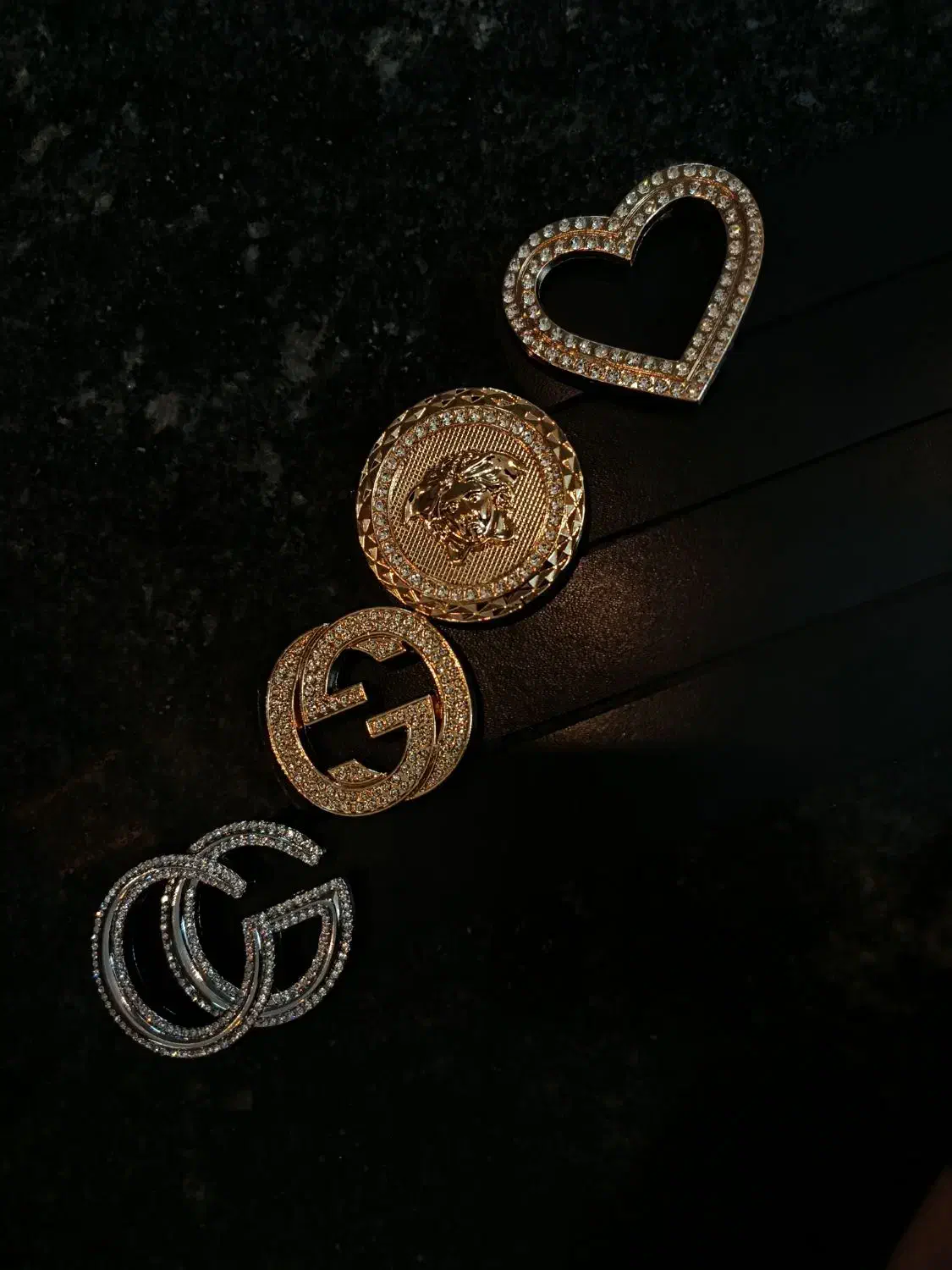 کمربند|کیف، کفش، کمربند|مشهد, عبادی|دیوار