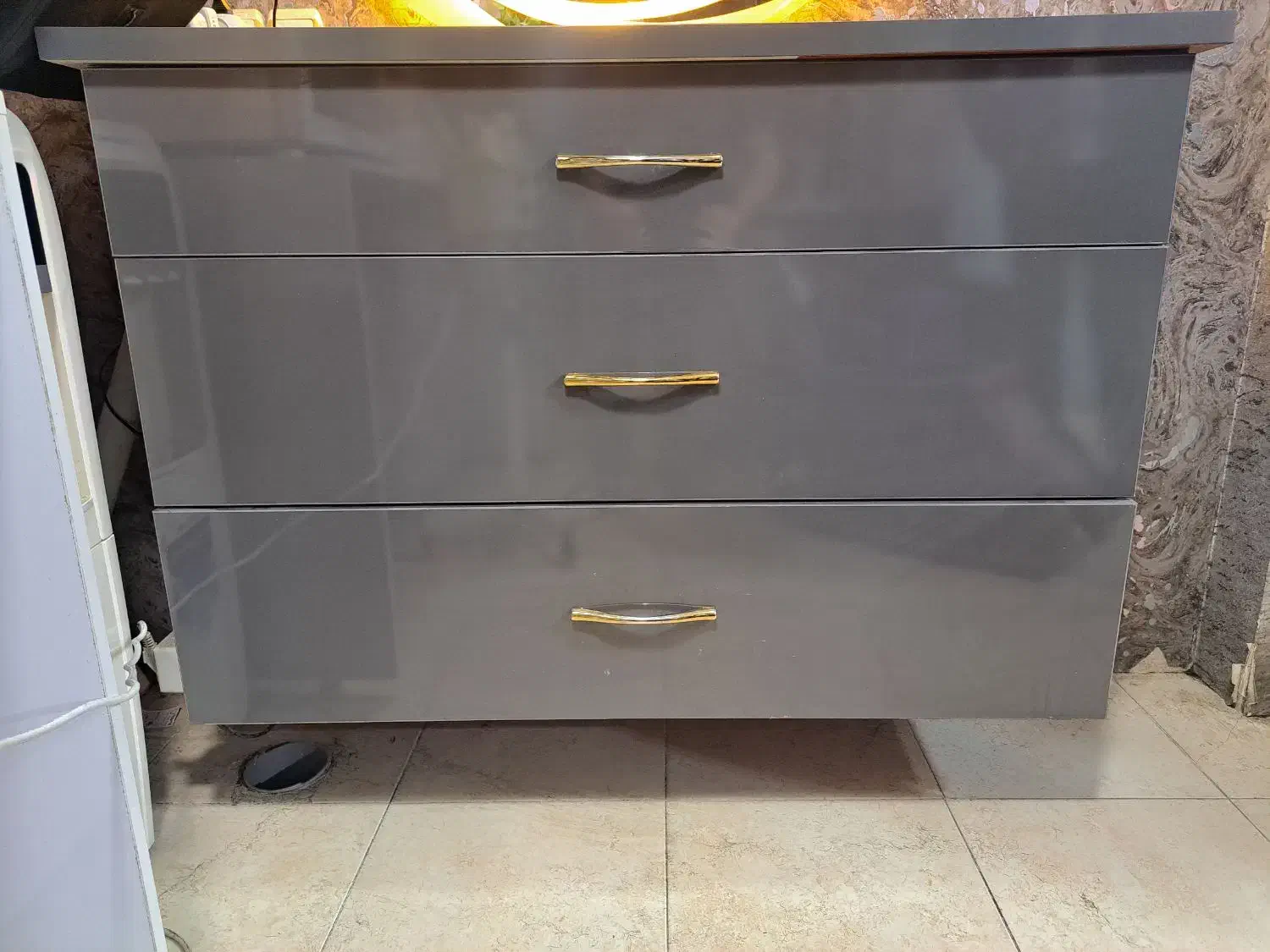 کشو ان دی اف ارایشگاهی و شلف|آرایشگاه و سالنهای زیبایی|کرمانشاه, |دیوار