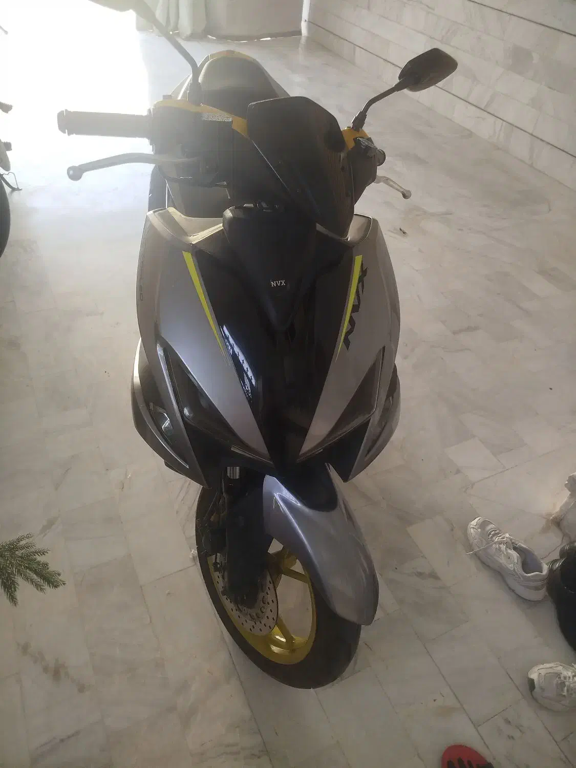 موتور|موتورسیکلت|کاشان, درب جوشقان|دیوار