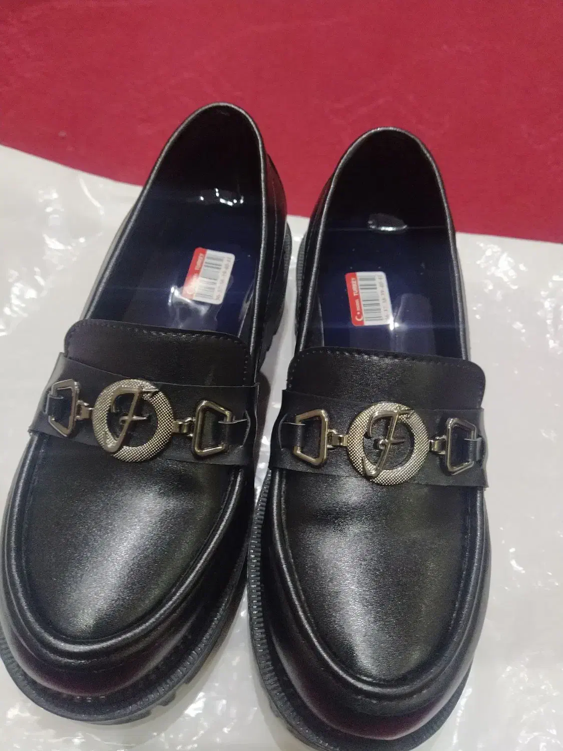 کفش نو|کیف، کفش، کمربند|جوانرود, |دیوار