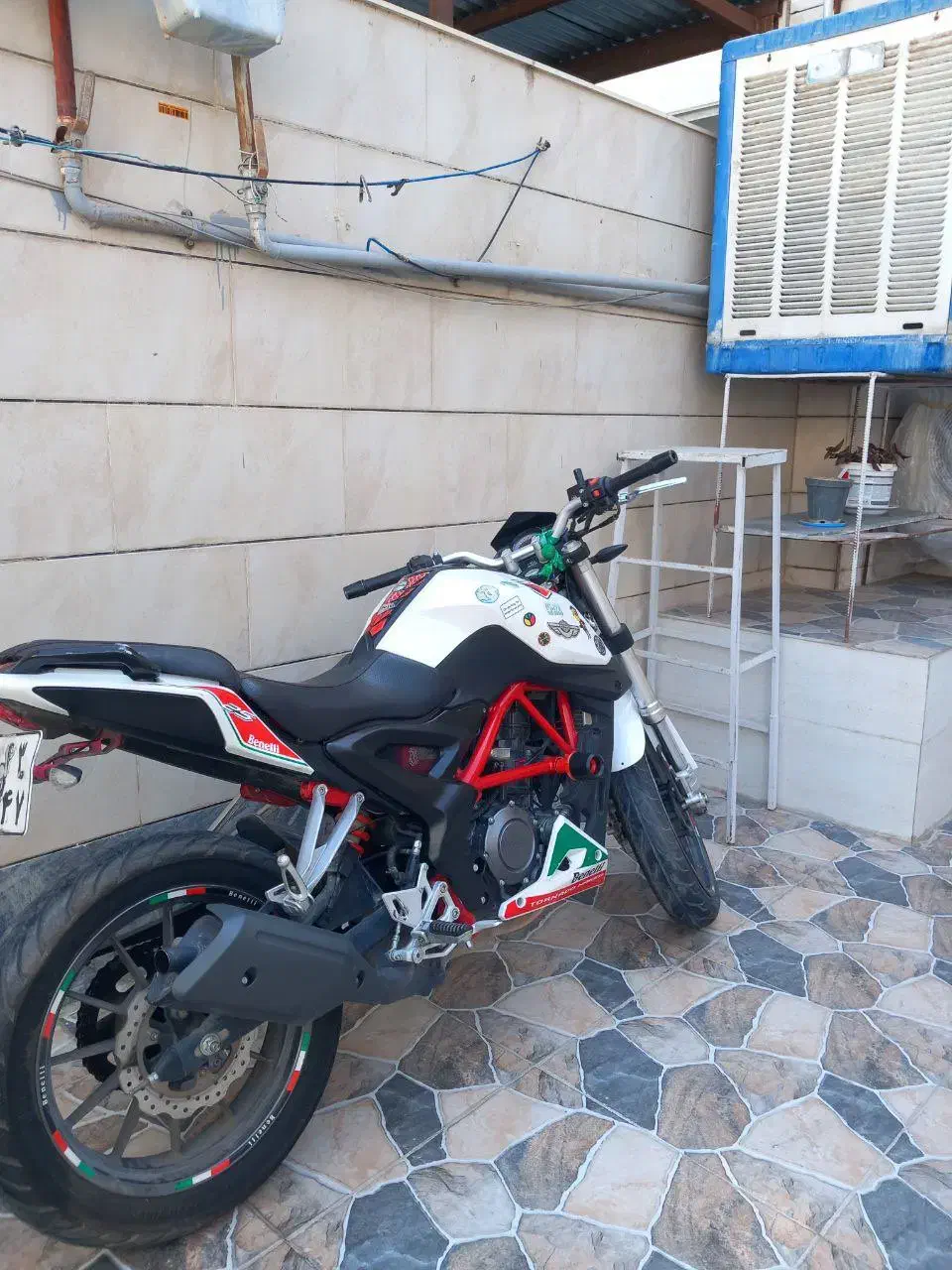 بنلی۲۵۰ تک|موتورسیکلت|خرم‌آباد, |دیوار