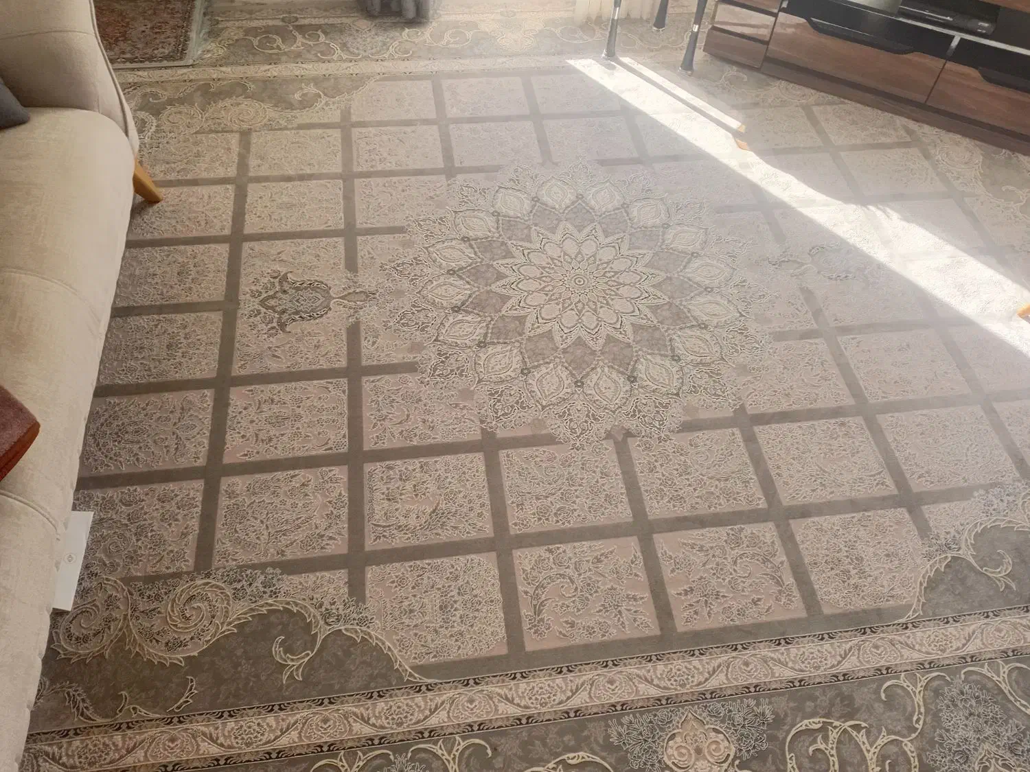 فروش دو تخته فرش ۱۲ متری ۱۵۰۰شانه|فرش|نور, |دیوار