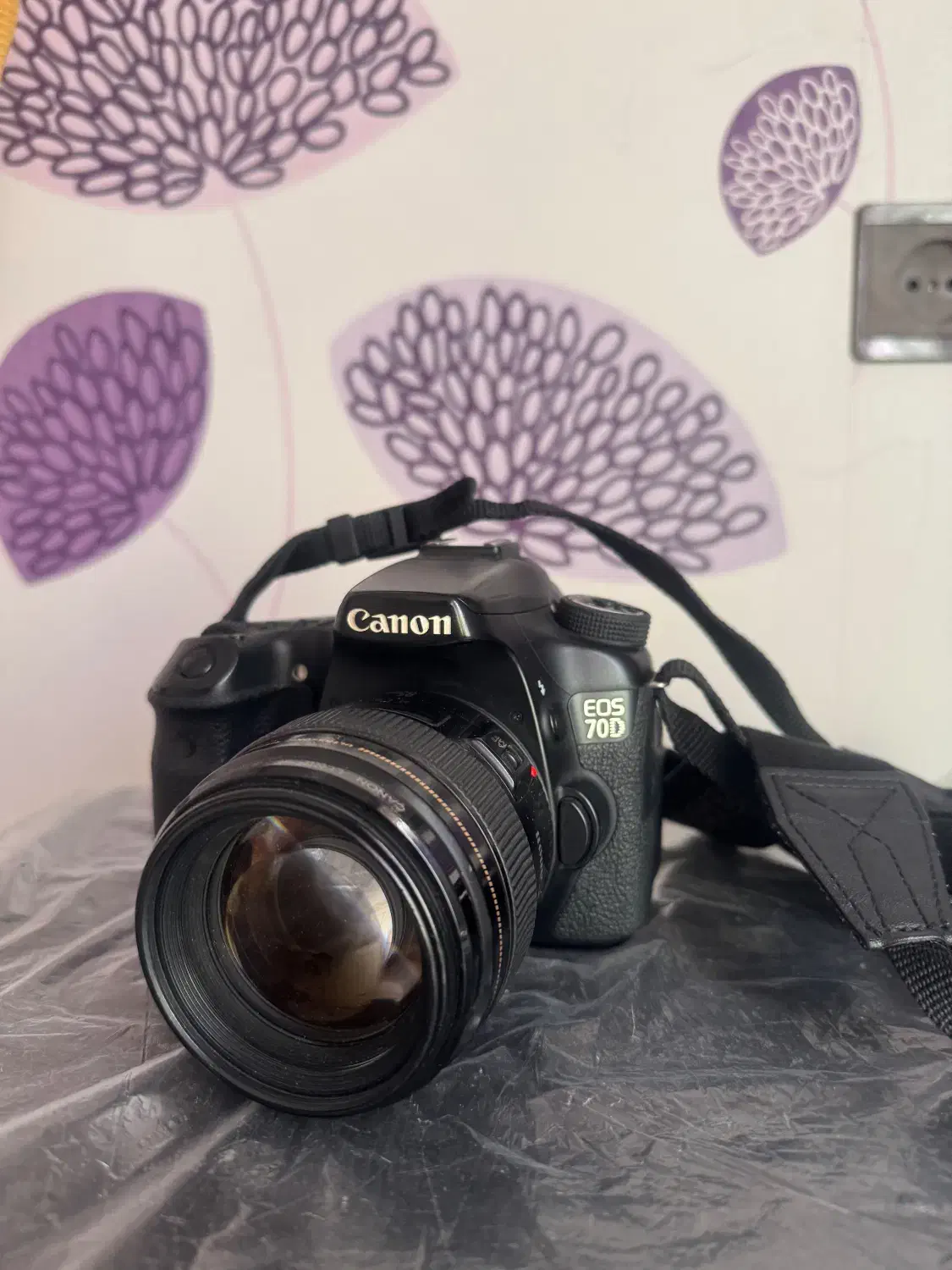 دوربین کنون ۷۰ دی با لنز ۸۵ فیکس|دوربین عکاسی و فیلمبرداری|زنجان, |دیوار