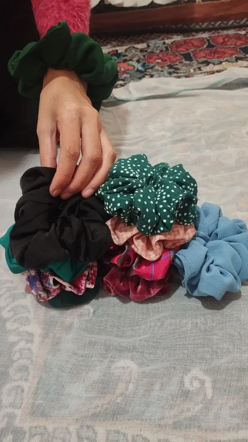 اسکرانچی|لوازم خیاطی و بافتنی|کلاله, |دیوار