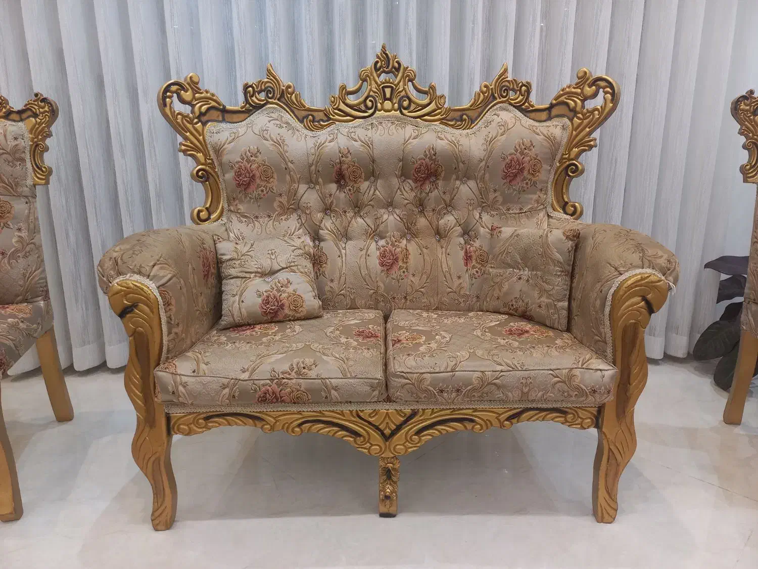 مبلمان سلطنتی|مبلمان خانگی و میز عسلی|قائم‌شهر, |دیوار