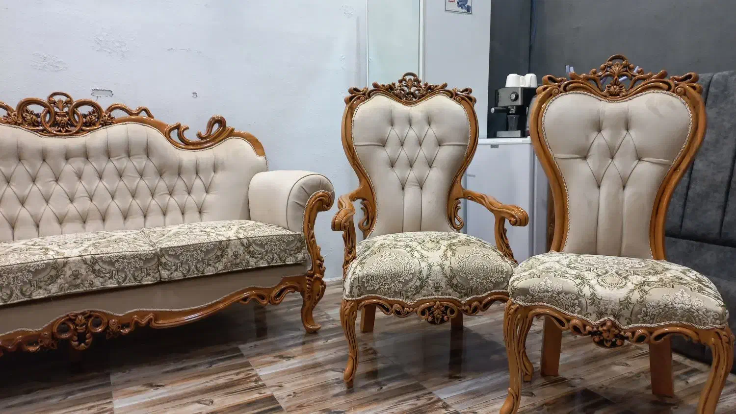 مبل افسون|مبلمان خانگی و میز عسلی|کوهپایه, |دیوار