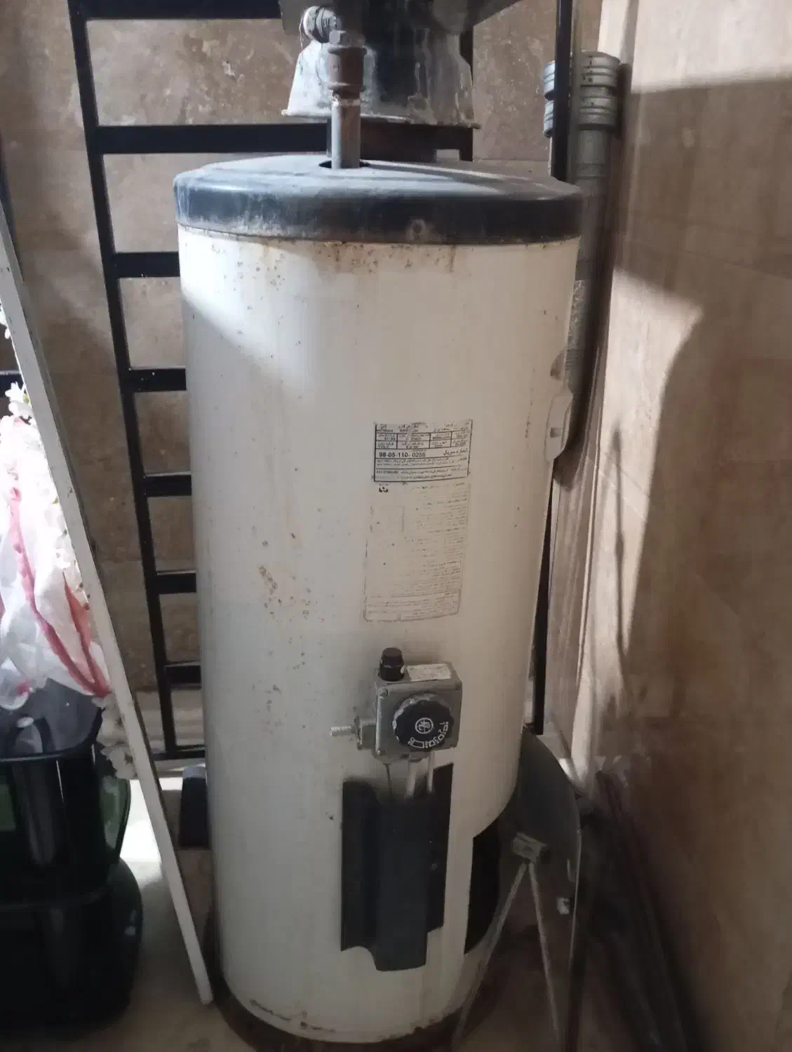 آبگرمکن ایستاده آبگرمکن ایستاده|آبگرمکن، پکیج، شوفاژ|بندر ماهشهر, |دیوار