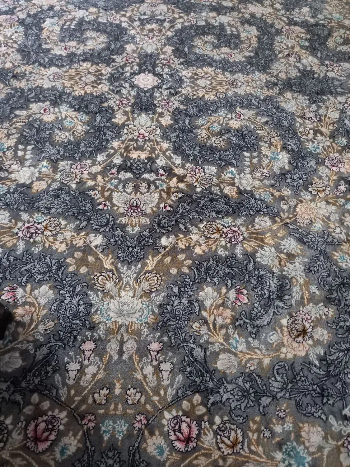 فرش ماشینی یک تخته دوازده متری ویک تخته چهار متری|فرش|فردیس, خیام غربی|دیوار