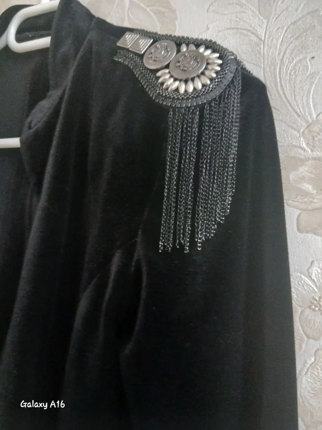 کت مخمل مجلسی|لباس|مشهد, ادیب نیشابوری (شهرک غرب)|دیوار