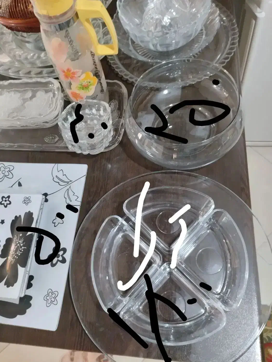 تعدادی ظروف کریستال|ظروف سرو و پذیرایی|مشهد, امیریه|دیوار