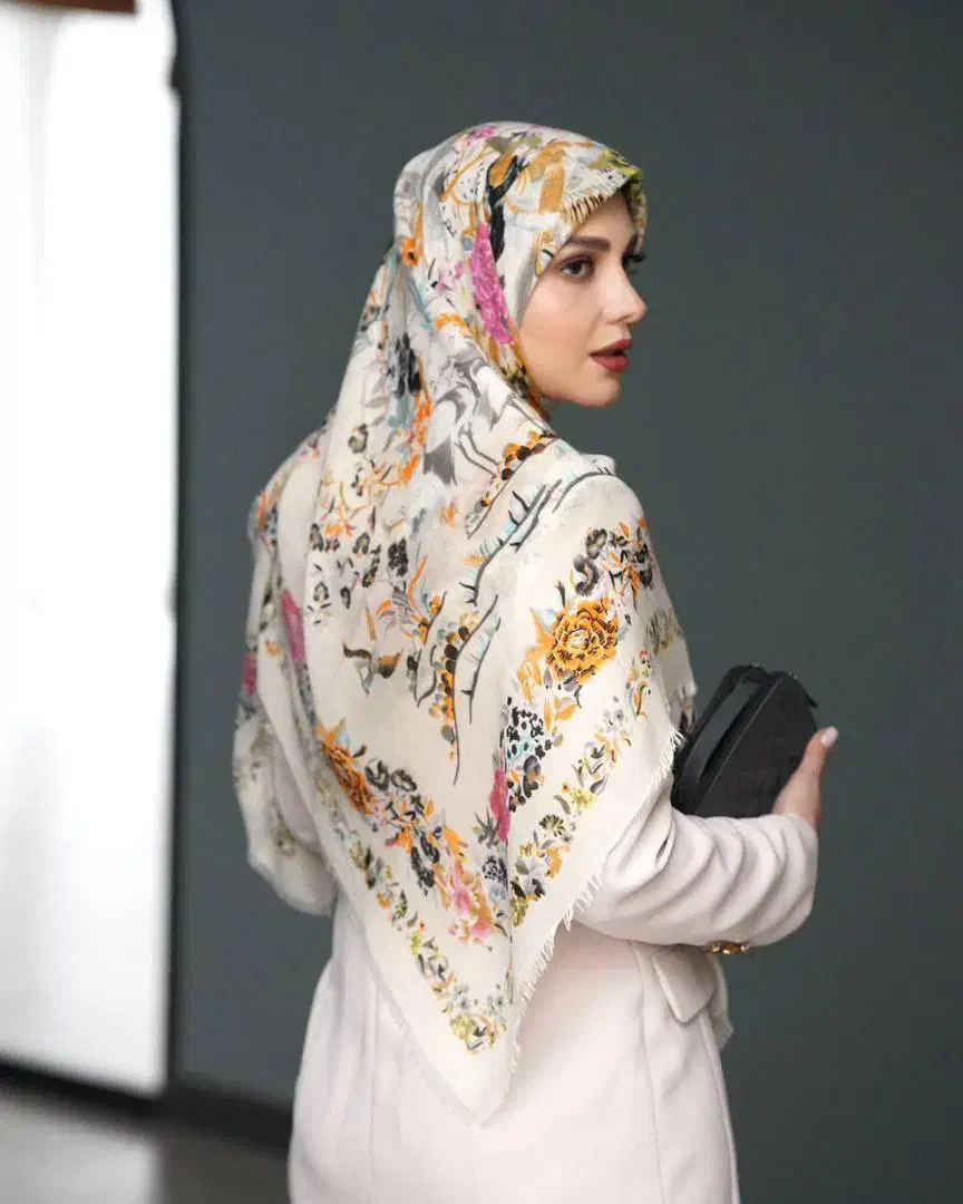 روسری نخی تخفیف خورده|لباس|قم, صدوق|دیوار