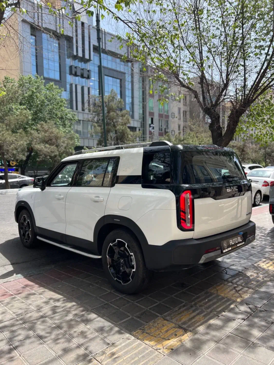 Bj30e 2025|خودرو سواری و وانت|تهران, درختی|دیوار