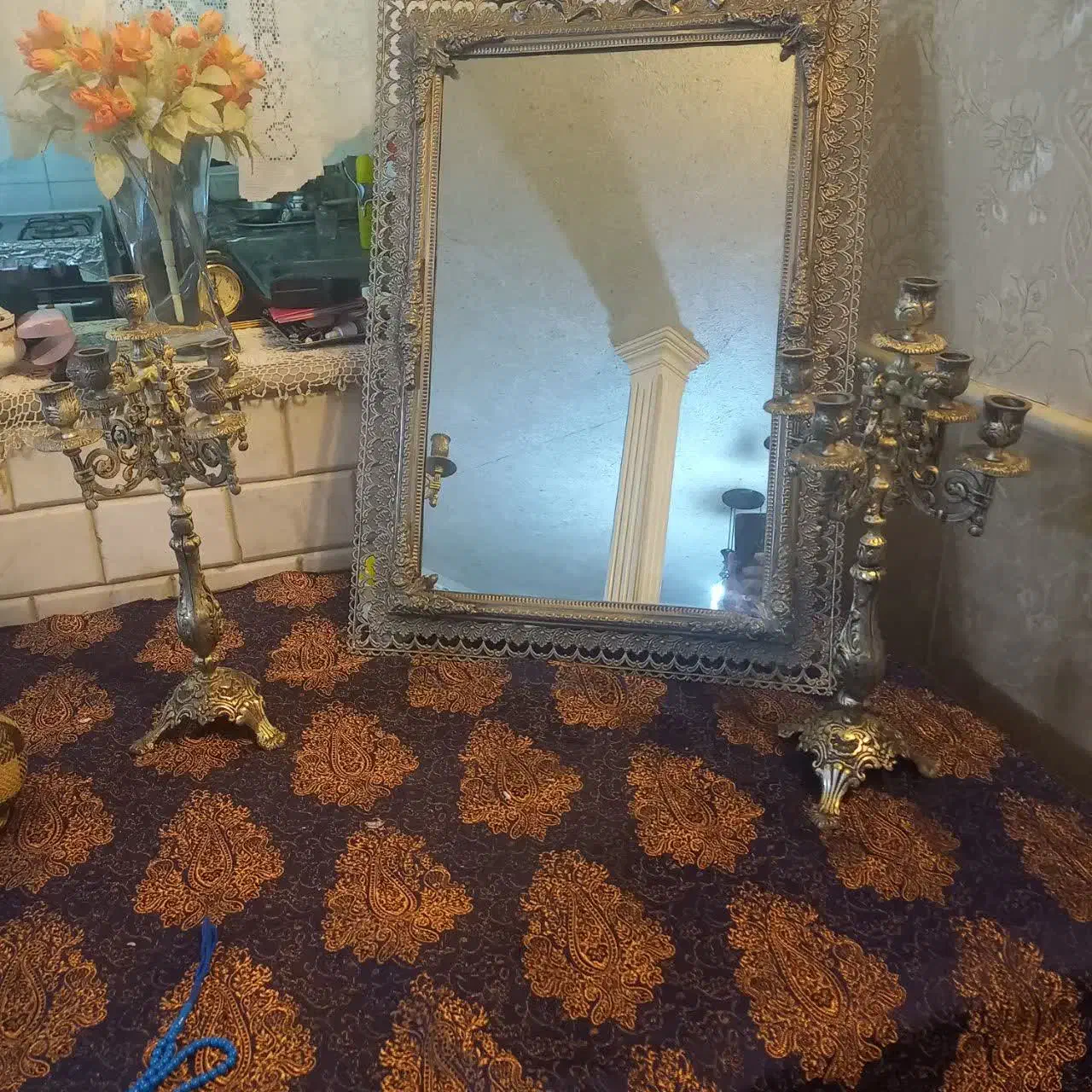 یک عدد آیینه شمعدان|صنایع دستی و سایر لوازم تزئینی|قم, سراجه (۱۵ خرداد)|دیوار