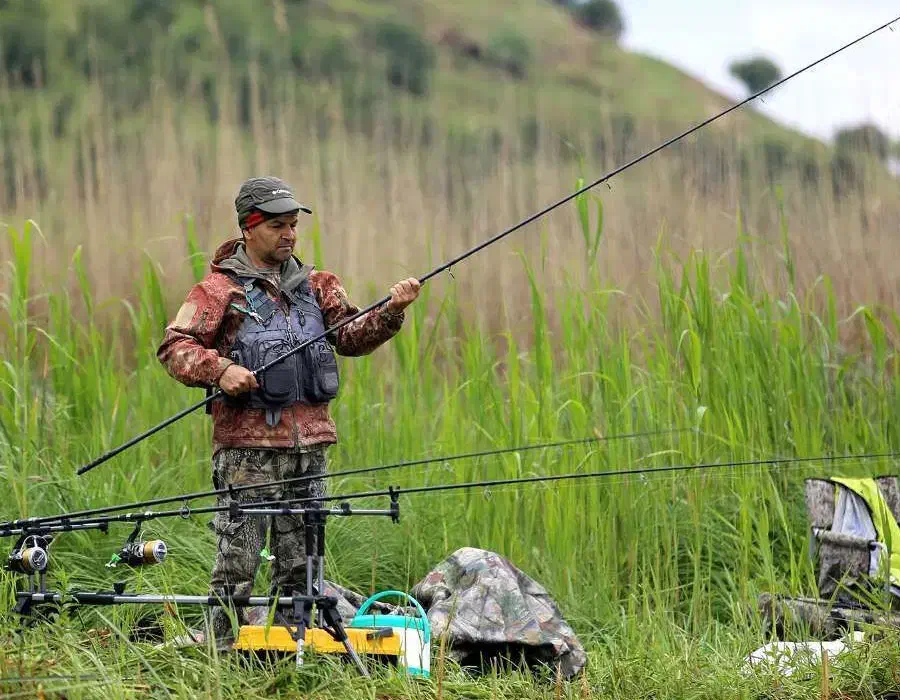 چوب چرخ ماهیگیری|ماهیگیری|نجف‌آباد, هفده شهریور|دیوار