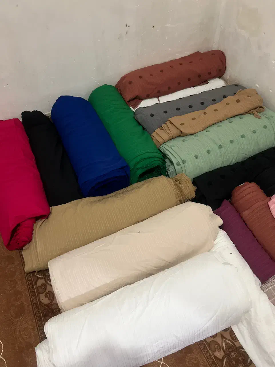 پارچه|لباس|گرگان, |دیوار