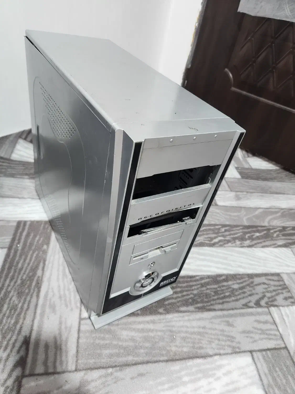 قاب کیس|قطعات و لوازم جانبی رایانه|ارومیه, |دیوار