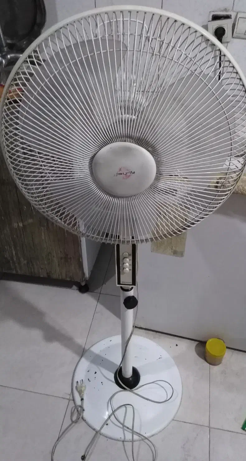 پنکه ایستاده پارس خزر|پنکه و تصفیهکنندهٔ هوا|آبادان, |دیوار