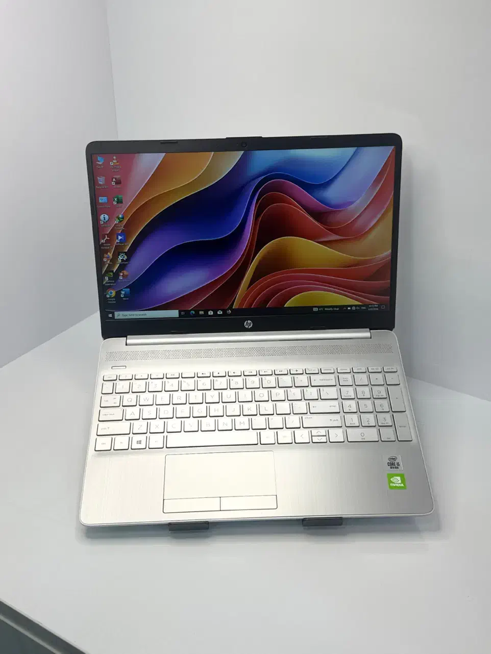 لپ تاپ hp pavilion|رایانه همراه|شیراز, ملاصدرا|دیوار