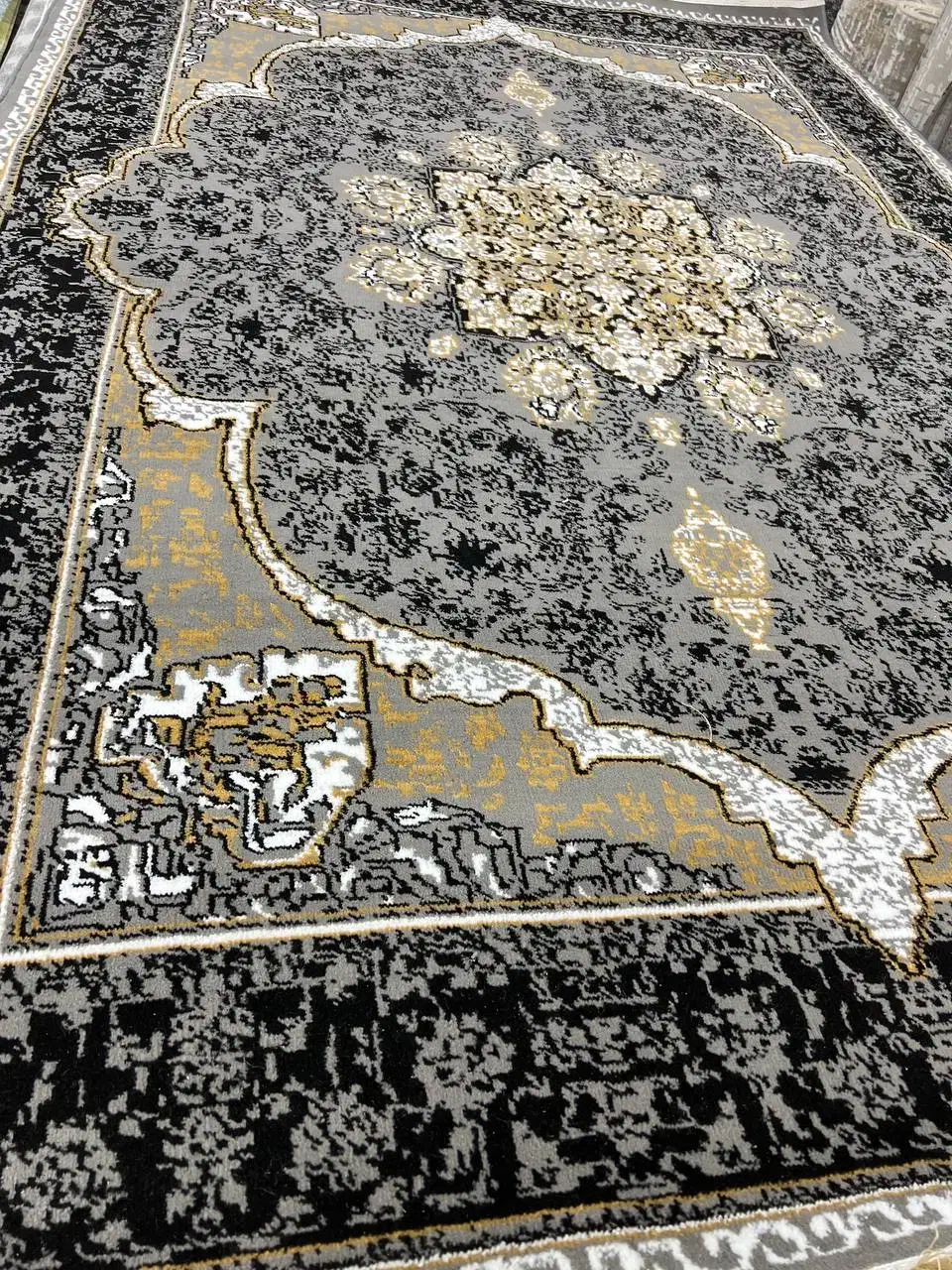 فرش اقتصادی|فرش|رباطکریم, رباطکریم|دیوار