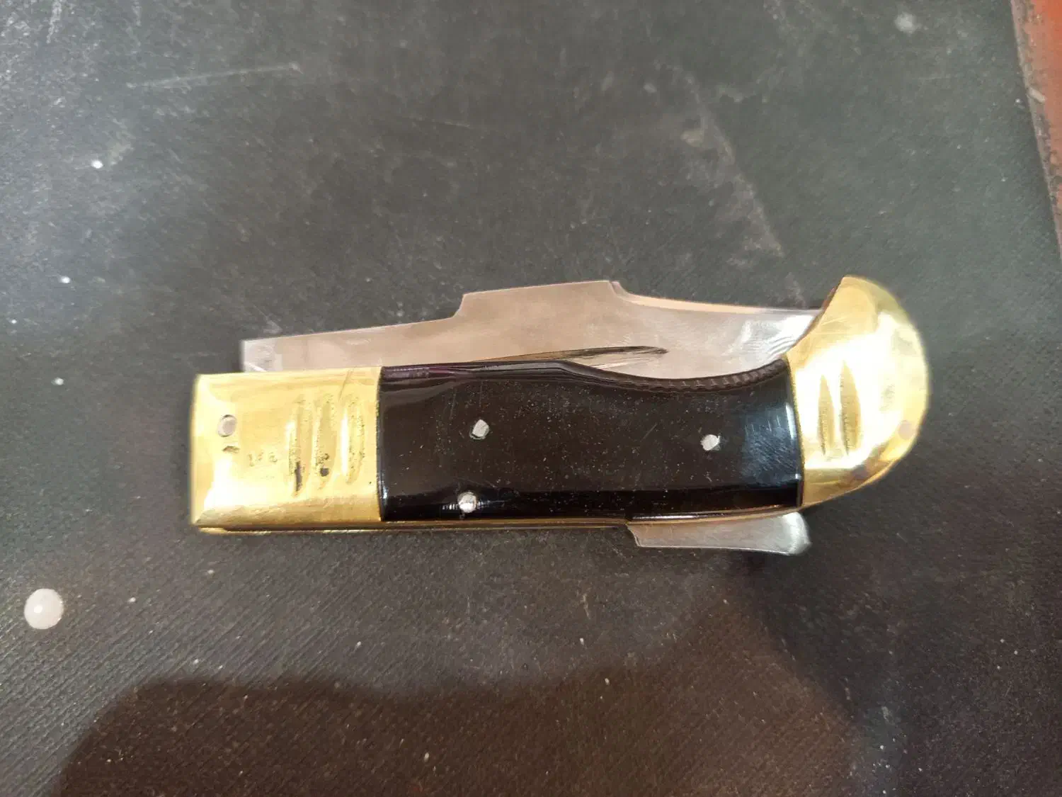 چاقو ضامن دار|کلکسیون اشیاء عتیقه|شهرکرد, |دیوار