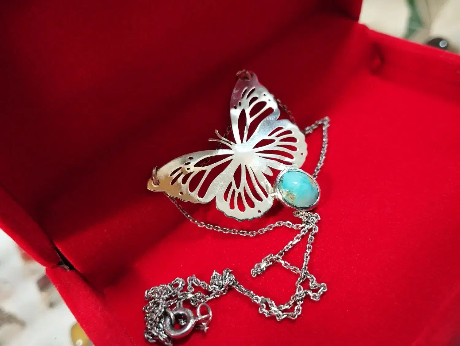 پلاک نقره با سنگ فیروزه نیشابور|بدلیجات|فریدون‌کنار, |دیوار