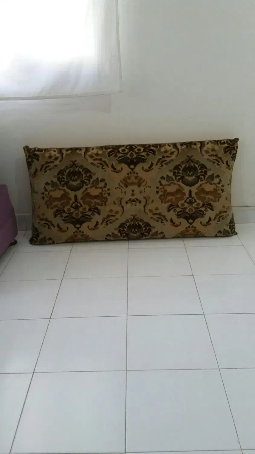 پشتی|پشتی|رشت, دیلمان|دیوار