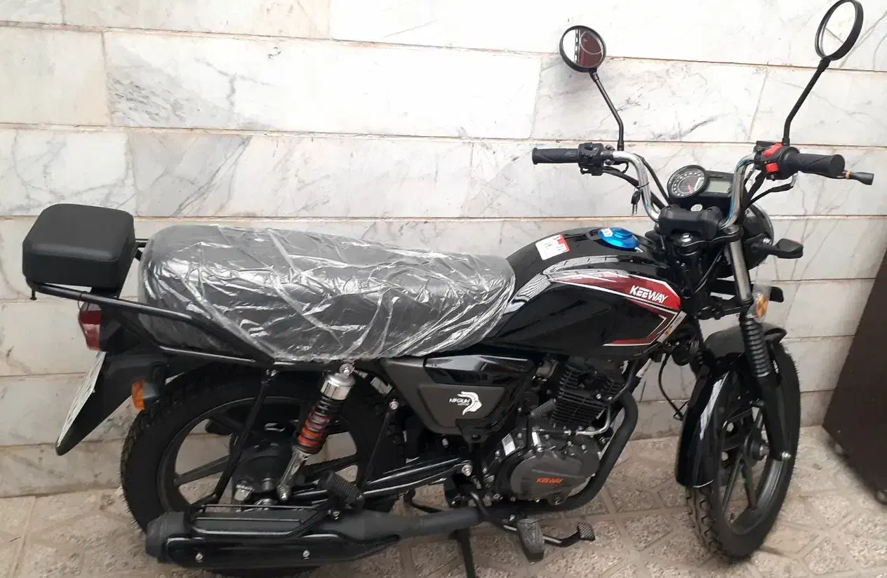 کی وی ۱۵۰ مدل ۱۴۰۴|موتورسیکلت|بروجرد, |دیوار