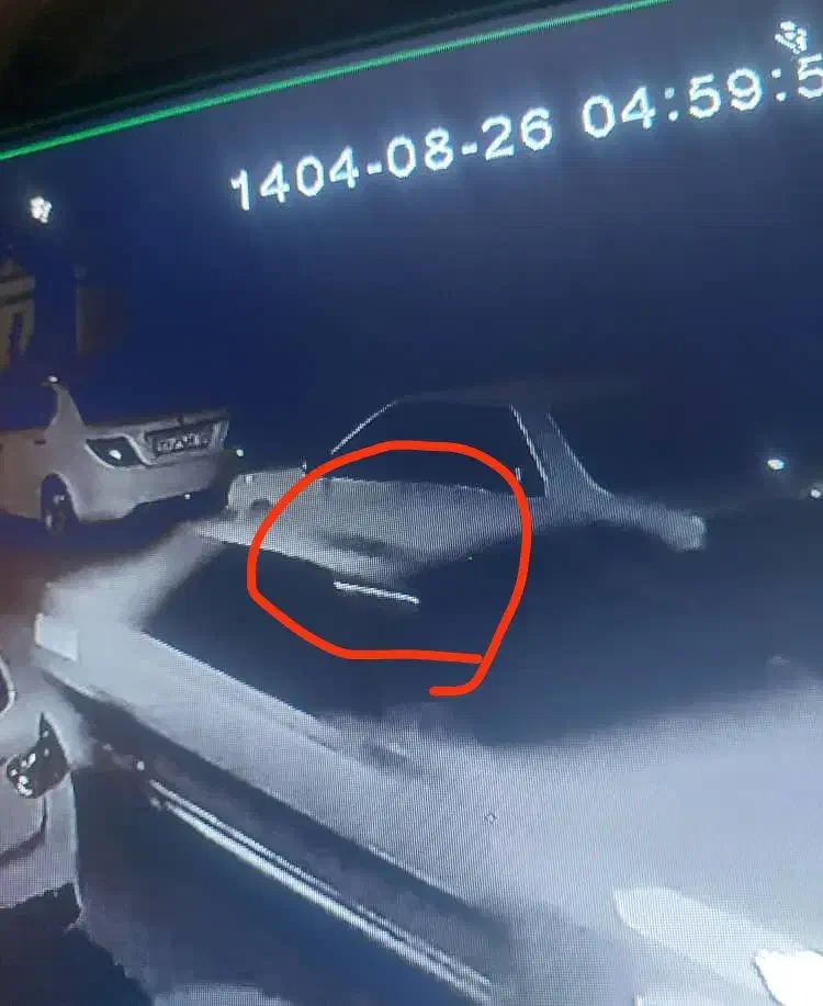 کیف پول چرم قهوه ای سوخته شامل مدارک عابر و...|اشیا|قم, هفت تیر|دیوار