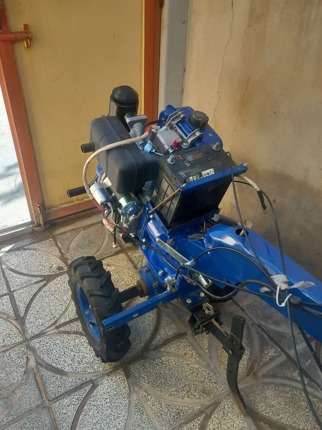 تیلر ۷اسب|ماشین‌آلات صنعتی|کامیاران, |دیوار