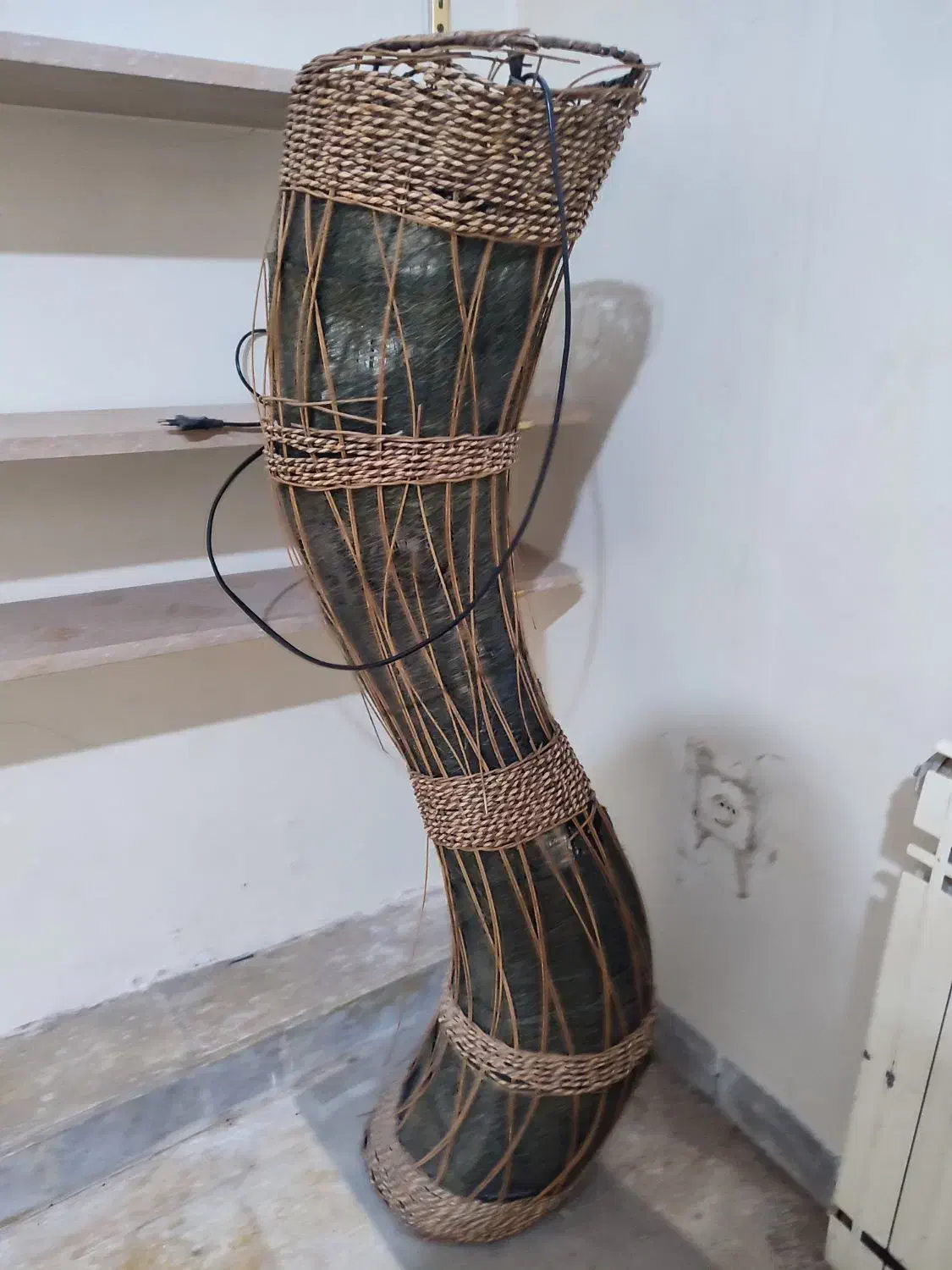 چراغ خواب سبک وزیبا|چراغ خواب و آباژور|اصفهان, جلفا|دیوار