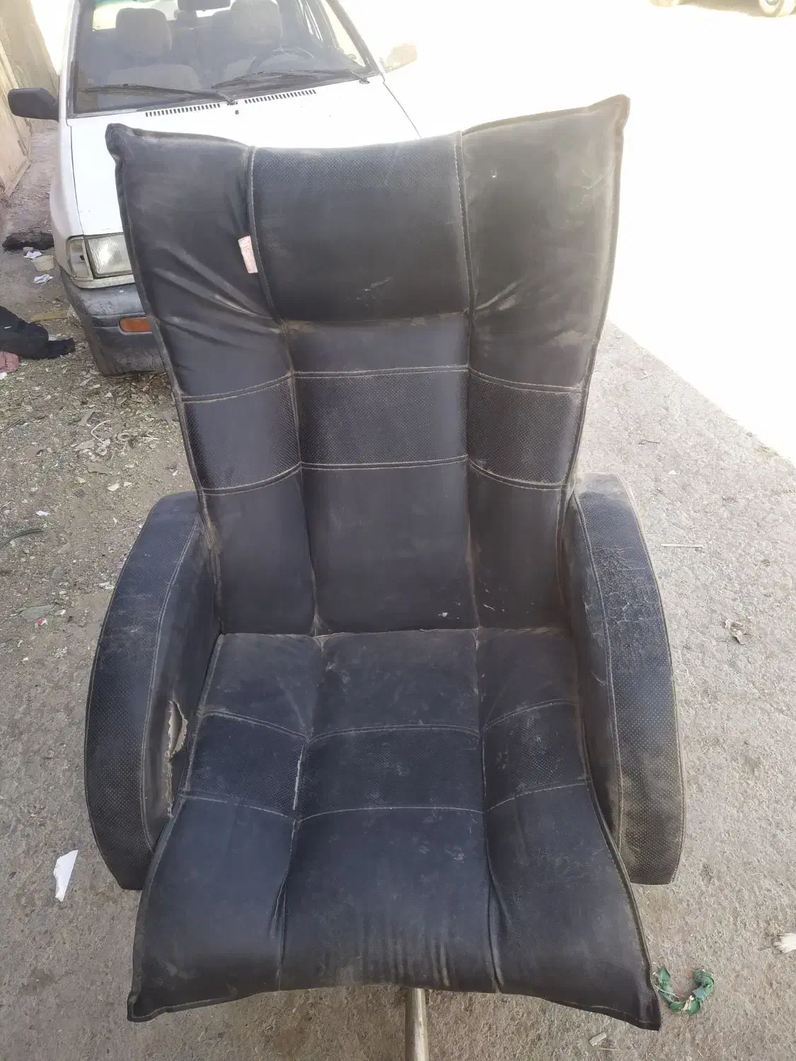 صندلی مدیریتی نیاز به تعمیر|مبلمان اداری|قم, بوستان جوان|دیوار