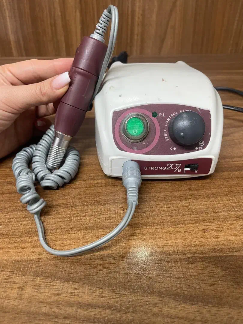 فروش دستگاه ناخن و آل ای دی|آرایشی، بهداشتی، درمانی|ماهدشت, |دیوار