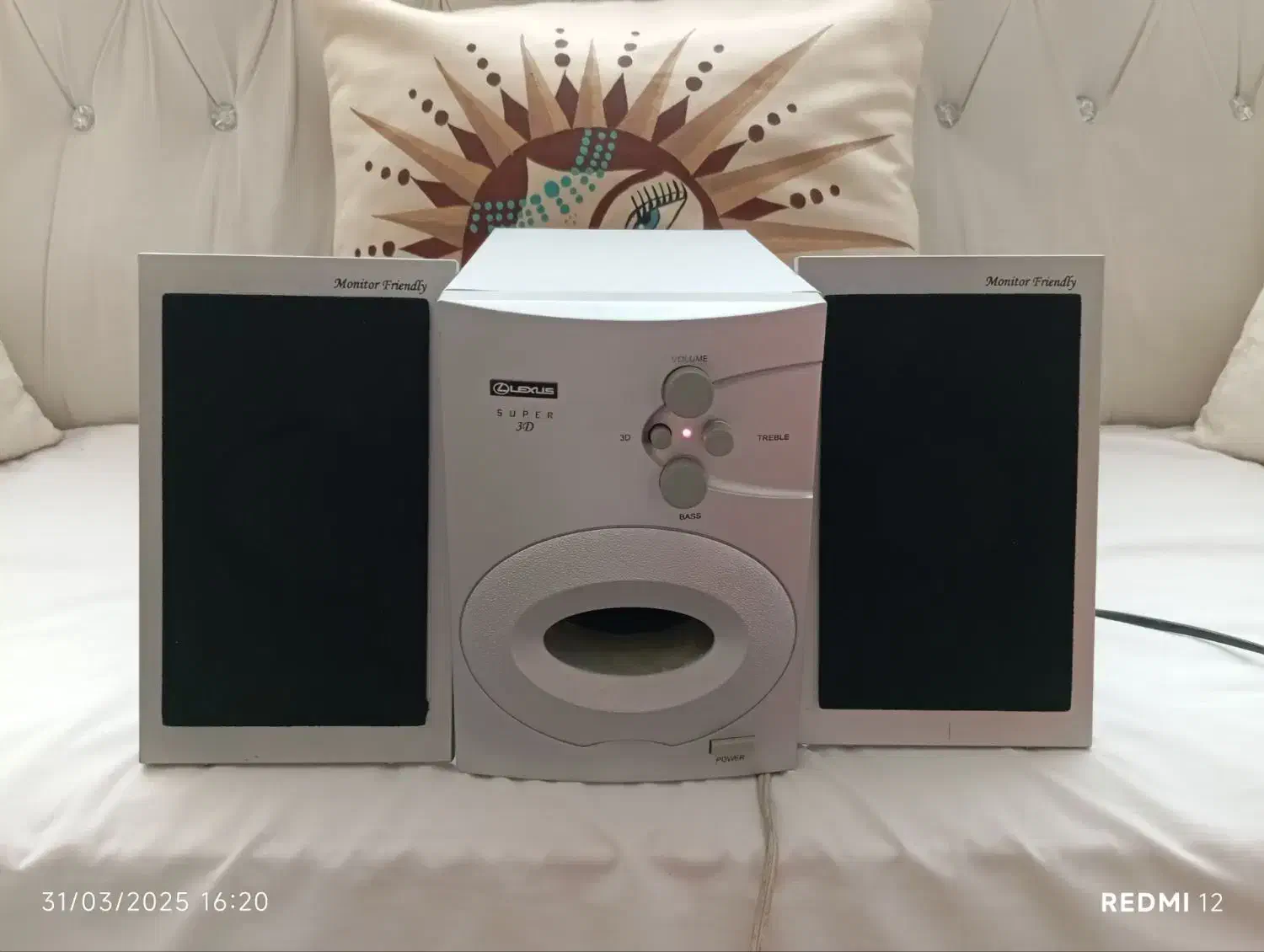 اسپیکر لکسوس|صوتی و تصویری|سهند, |دیوار