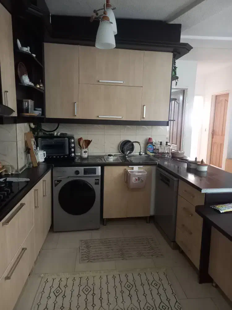 واحد ۷۸ متری ۲ خواب با دسترسی عالی به خیابان اصلی|اجارهٔ آپارتمان|بندر انزلی, سامانسر|دیوار