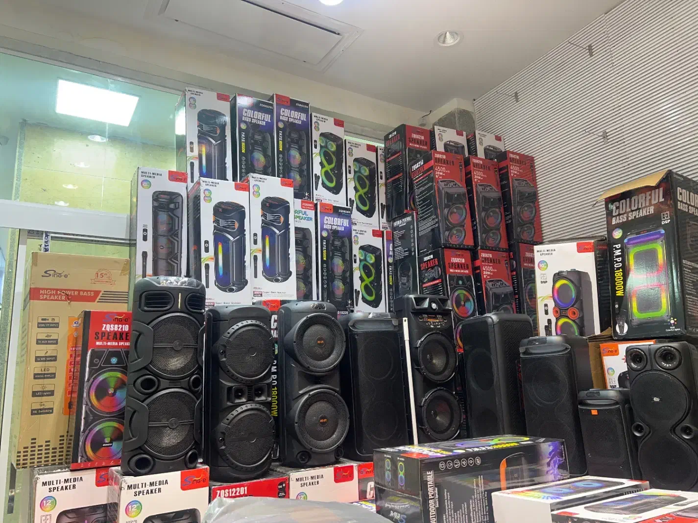 استخدام نیروی ساده|استخدام بازاریابی و فروش|تهران, شیخ هادی|دیوار