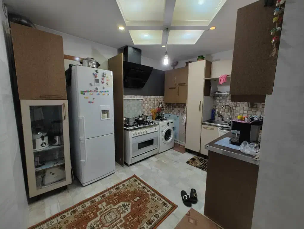 80متر2خوابه طبقه اول پارکینگ وانباری سندتکبرگ|فروش آپارتمان|کرج, حسن آباد|دیوار