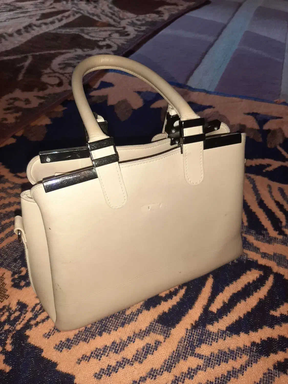 کیف کرم اسپرت ساده|کیف، کفش، کمربند|خرم‌آباد, |دیوار