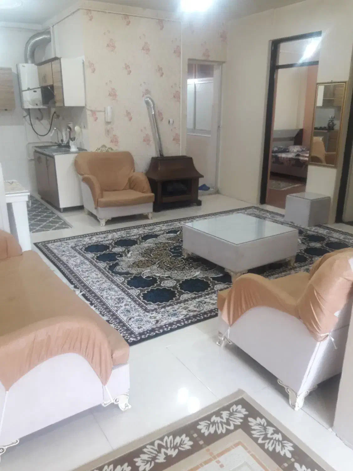 اجاره روزانه خانه ویلایی با پارکینگ معلم|اجارهٔ کوتاه‌مدت آپارتمان و سوئیت|رشت, آزادگان|دیوار