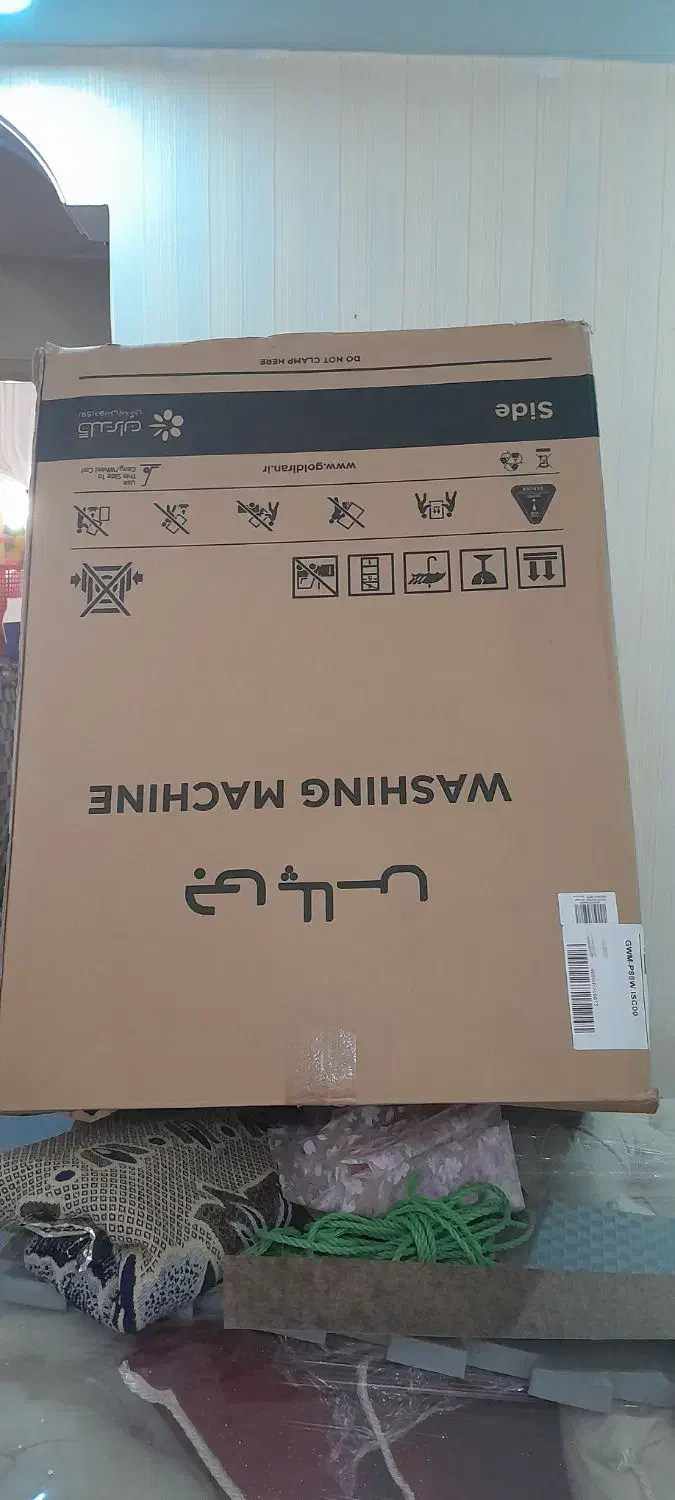 کارتن لباسشویی جی پلاس|ماشین لباسشویی و خشک‌کن لباس|ملارد, |دیوار