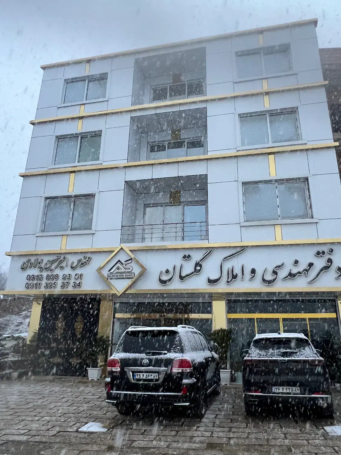 استخدام کارشناس فروش آقا در دفتر مهندسی و املاک|استخدام بازاریابی و فروش|مرزن‌آباد, |دیوار