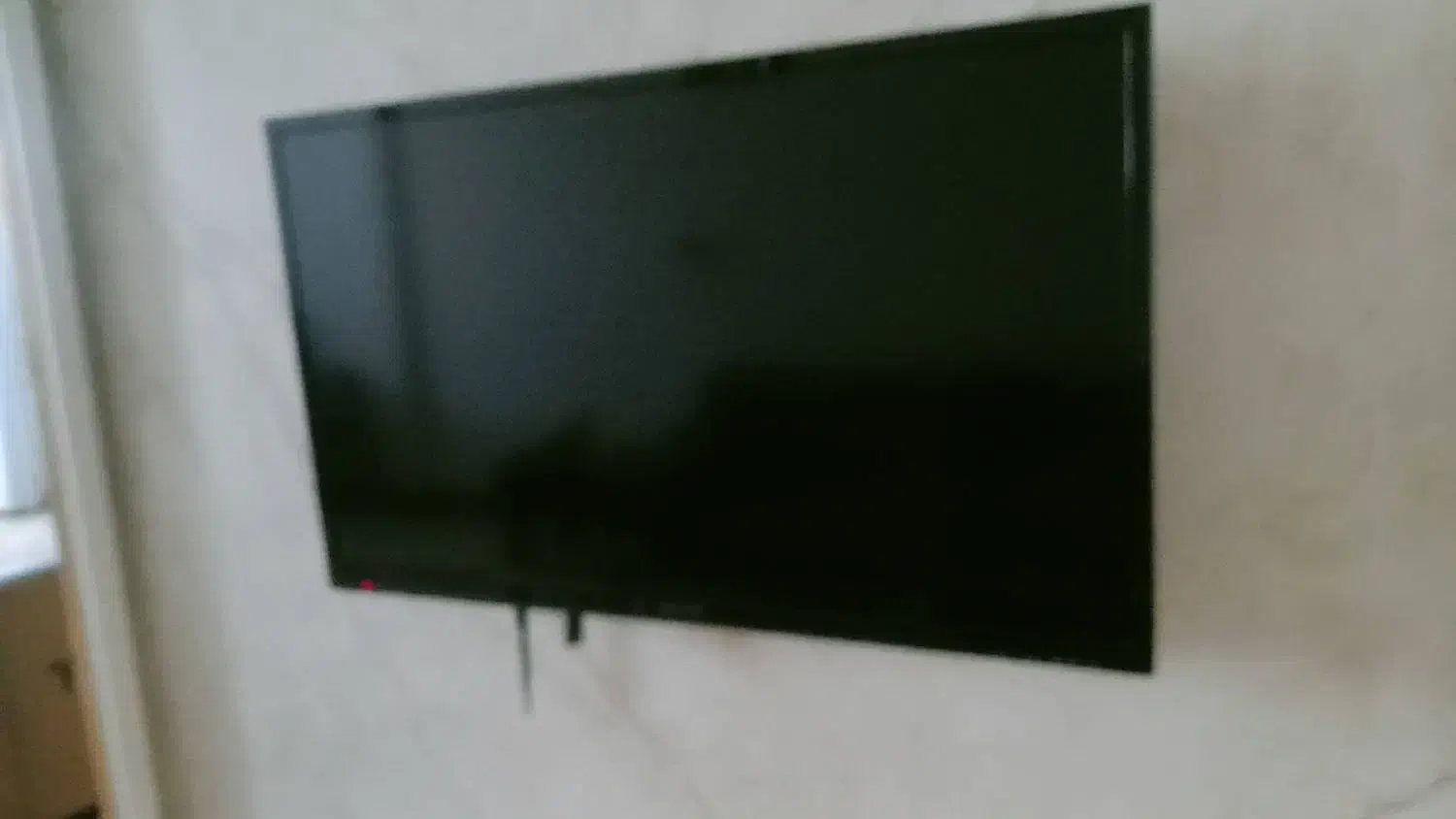 بدون تعمیر وکاملا سالم کم کارکرد|تلویزیون و پروژکتور|خرمدره, |دیوار