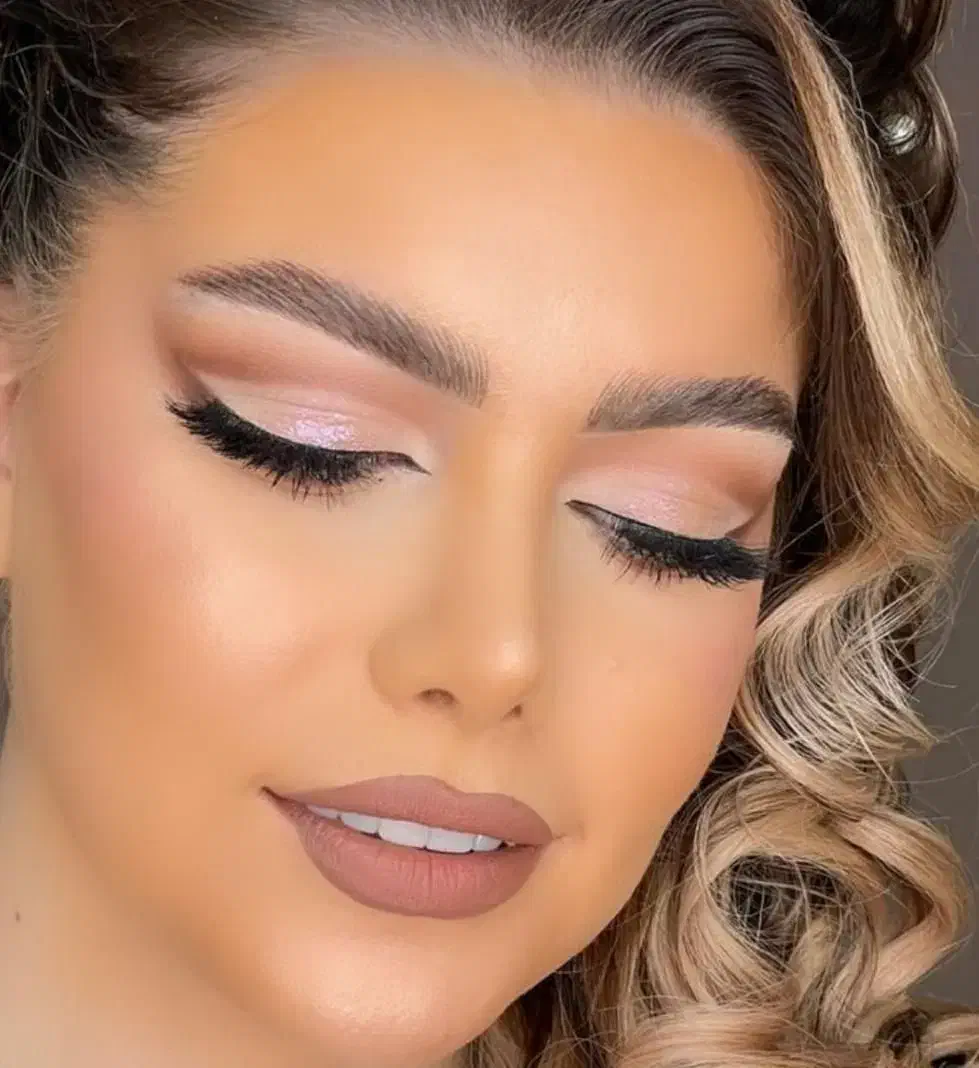 اقتصادی ترین آرایشگاه درشهرری میکاپ شینیون کوتاهی|خدمات آرایشگری و زیبایی|ری, فیروزآبادی|دیوار