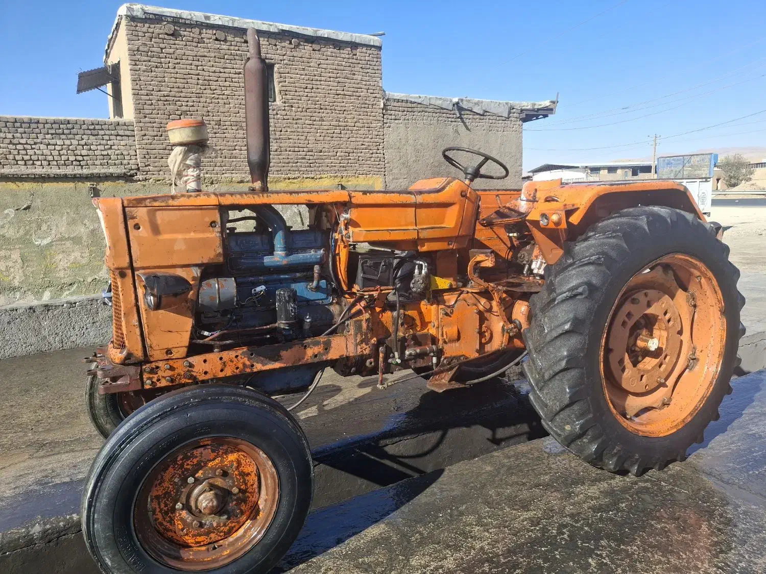 تراکتور رومانی مدل 63|خودرو سنگین|بروجرد, |دیوار