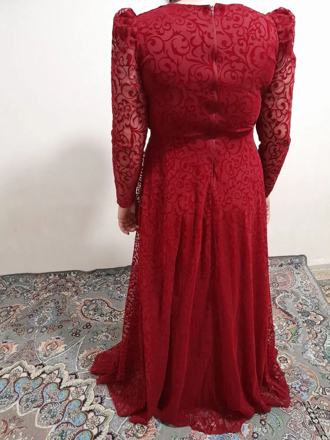 لباس مجلسی|لباس|کنگاور, |دیوار