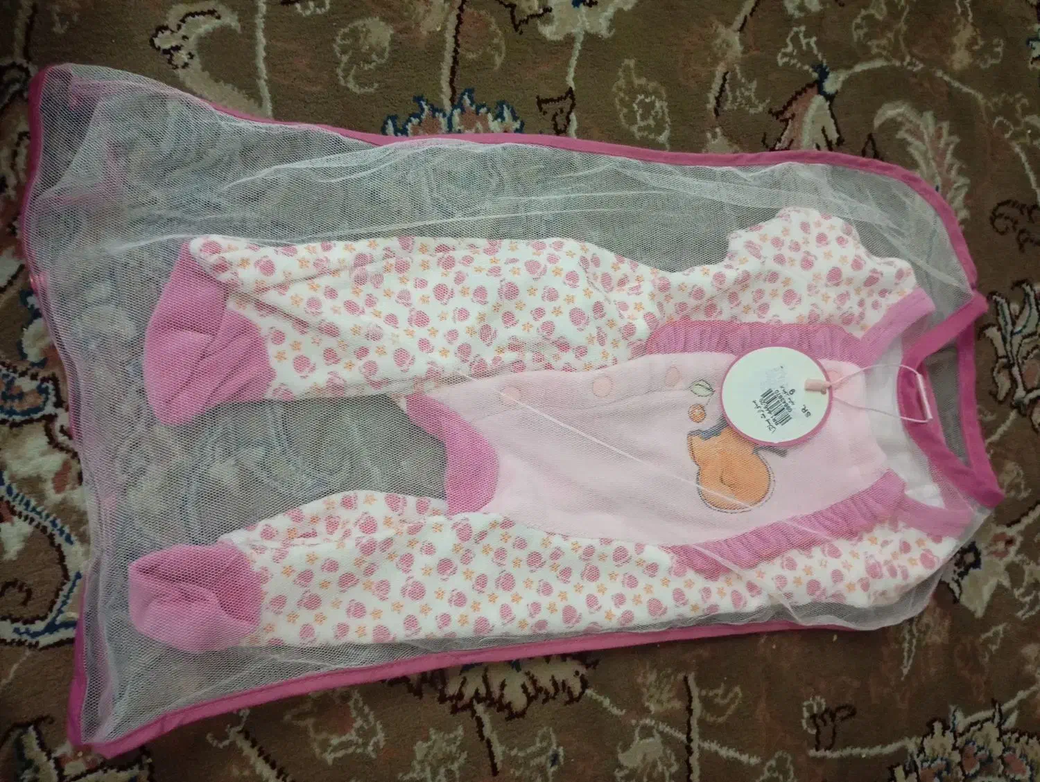 لباس نوزادی تن نرفته|کفش و لباس بچه|بروجرد, |دیوار