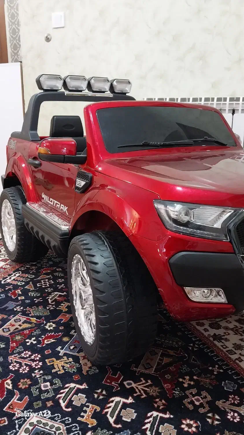 ماشین شارژی سایز  بزرگ چهار موتوره|اسباببازی|تهران, شهرک امید|دیوار