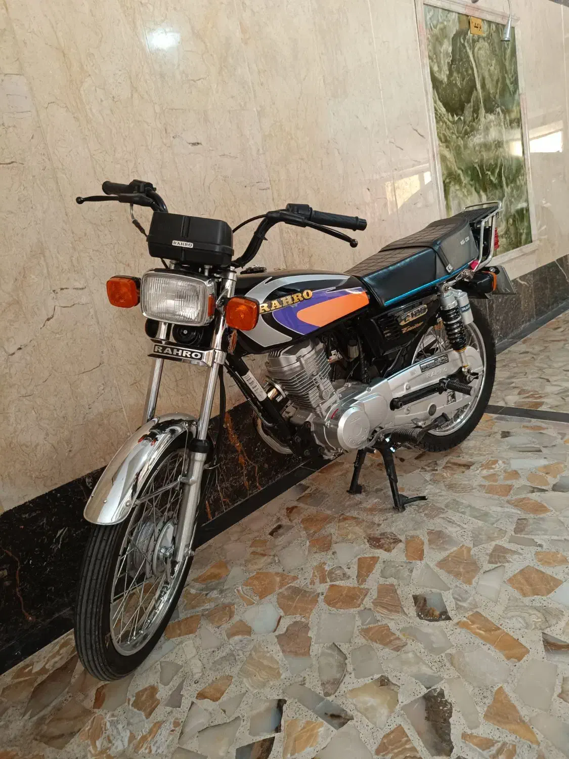 رهرو125 انژکتور|موتورسیکلت|فردیس, منظریه|دیوار