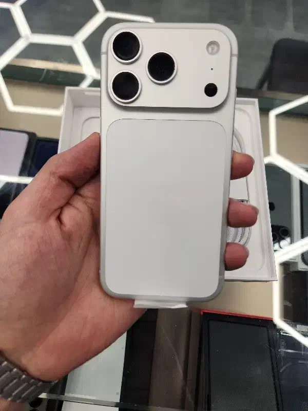 iphone 17 pro 512|موبایل|تهران, فردوسی|دیوار